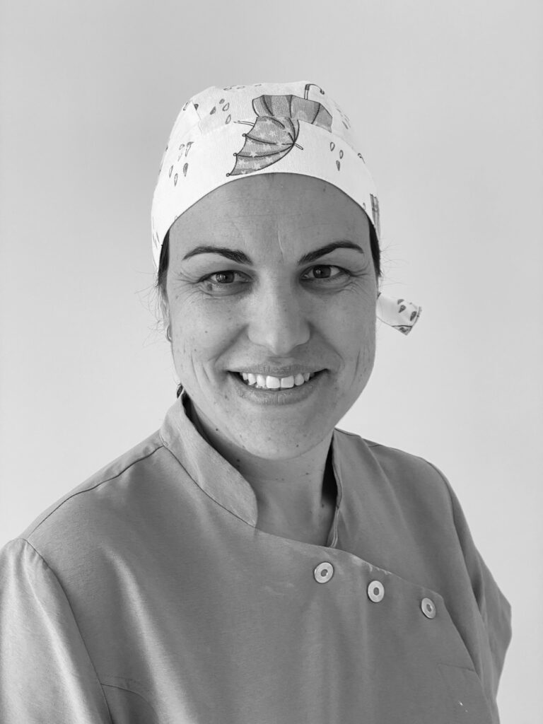 Retrato de Priscila Sánchez González, higienista dental de Clínica Dental Villamor